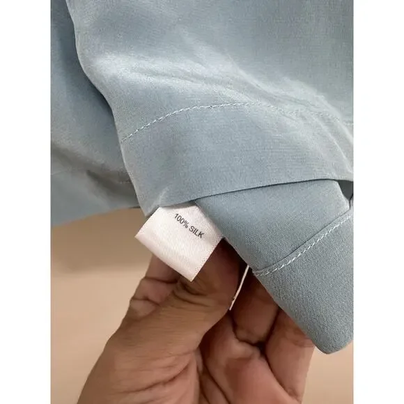 St. John 100% Silk Blouse Sleeveless Tank Top Women’s Shirt Size 6 - Picture 5 of 7